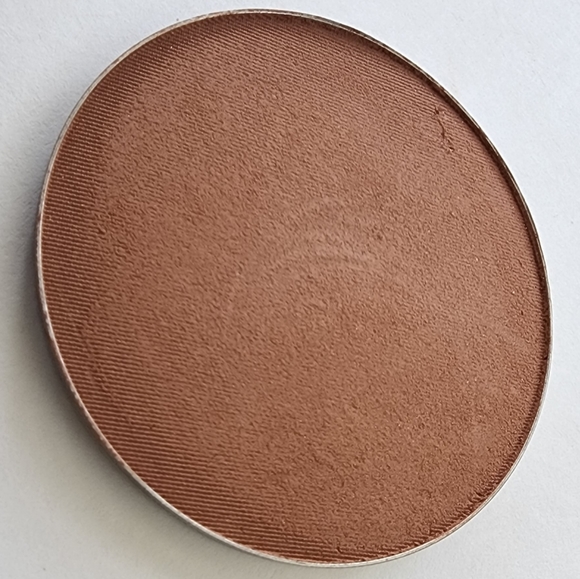 ☀ OFRA Versatile Matte Bronzer Godet Refill - Picture 2 of 7